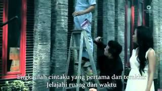 Kotak Perfect Love with Lirik