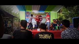 JOGET GOKIL LUCU BIKIN NGAKAK..