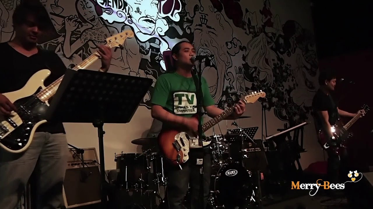 Clement (Singer cum Guitarist / Bassist)
