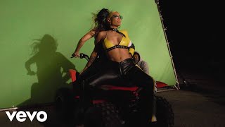 Iggy Azalea - Iam The Stripclub (Behind The Scenes)