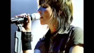 Watch Nena Slipping Away video