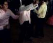 René baila en la boda de Maricarmen y Guillermo