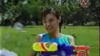 深田恭子撮影現場 胸ゆれ胸ちら、水鉄砲で服ピチピチ