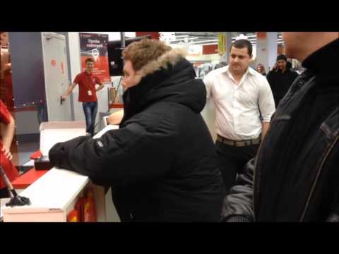 Недовольный покупатель в М-Видео "а давайте я спокойный" Недовольный покупатель в М-Видео "а давайте я спокойный"