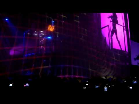 Lady Gaga - Dance in the Dark Lady Gaga Dance In The Dark Monster Ball. Lady Gaga - Dance in the Dark