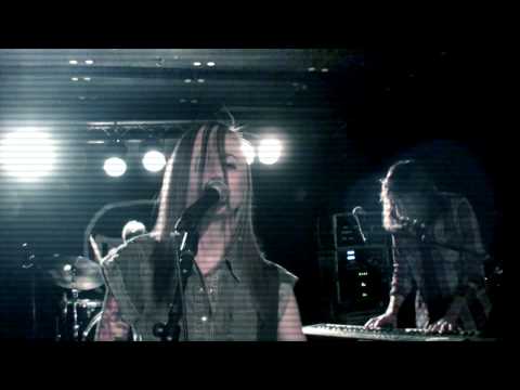 Versant performs a cover of SOS by ABBA