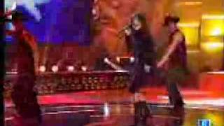 Watch Ainhoa El Amor Me Esta Llamando video