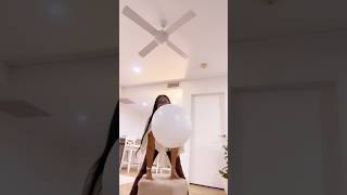 White Balloon