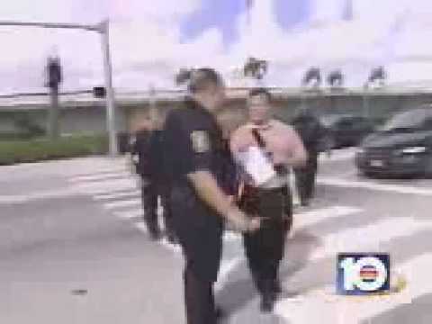 Police vs Reporter, US - Miami Highschool School Violence