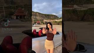 Maria Vania Y Bikin Gagal Fokus