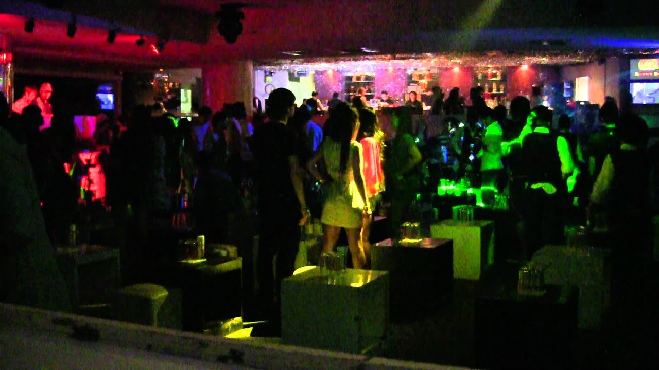 Scratch Dog nightclub/disco at Windsor hotel in Bangkok - Thailand ...