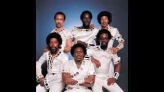 Watch Commodores Just To Be Close To You video