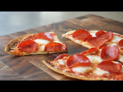 VIDEO : pourable pizza - how to make liquid pizza dough - pourable pizza dough recipe - learn how to make a pourablelearn how to make a pourablepizza dough recipe! visit http://foodwishes.blogspot.com/2016/06/pourable-pizza-great-liquid-d ...