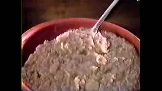 1985 Instant Quaker Oatmeal Ad