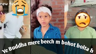 Ye Buddha Mere Beech M Bohot Bolta H