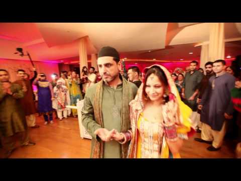 Komal & Farhans Mehndi Night Live Pakistani...
