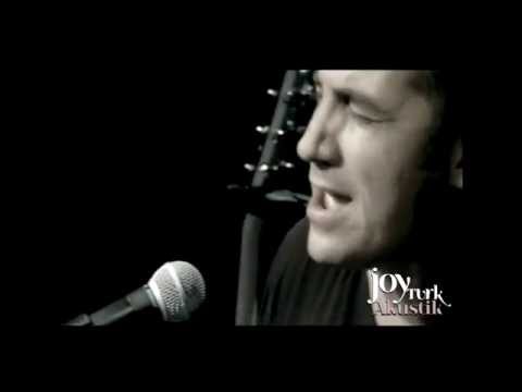 Ferhat Göçer - Git (JoyTurk Akustik) Ferhat Göçer - Git (JoyTurk Akustik) klip izle