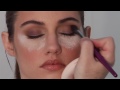 Robert Jones 10 Minute Smoky Eye: Take your Day look to an Evening look with a 10 Minute Smokey Eye