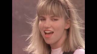 Watch Debbie Gibson Staying Together video