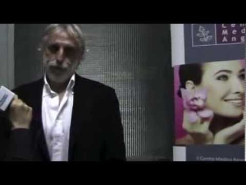 Bella faccia senza posti e anguille
