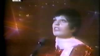 Watch Liza Minnelli Shine On Harvest Moon Live video