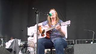 Watch Trisha Yearwood Hello Im Gone video