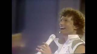 Watch Andy Gibb An Everlasting Love video