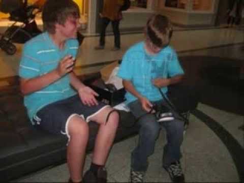 justin bieber hottie in blue! justin bieber hottie pics. justin bieber hottie in blue!