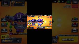 Kardeşimle beraber Brawl Stars oynuyoruz ve DARRYL ile denizden geçmeyi deniyoru