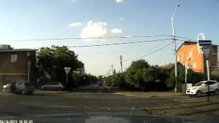 Video Avariya Krasnodar Kalinina i Engelsa 16.05.2014 from Sergey Mak, Engelsa drive, Krasnodar, Russia
