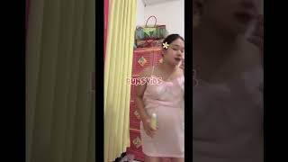 Bumil Muda Live Hot Baju Dinas Pink Spil Dan Elus Perut