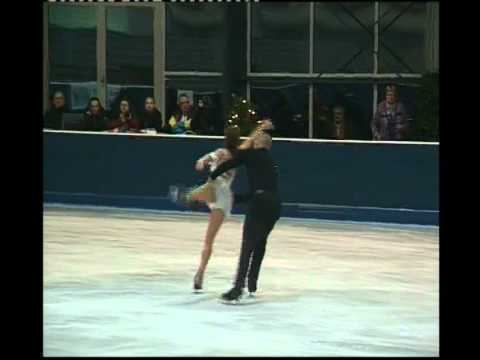 pair skating male dies