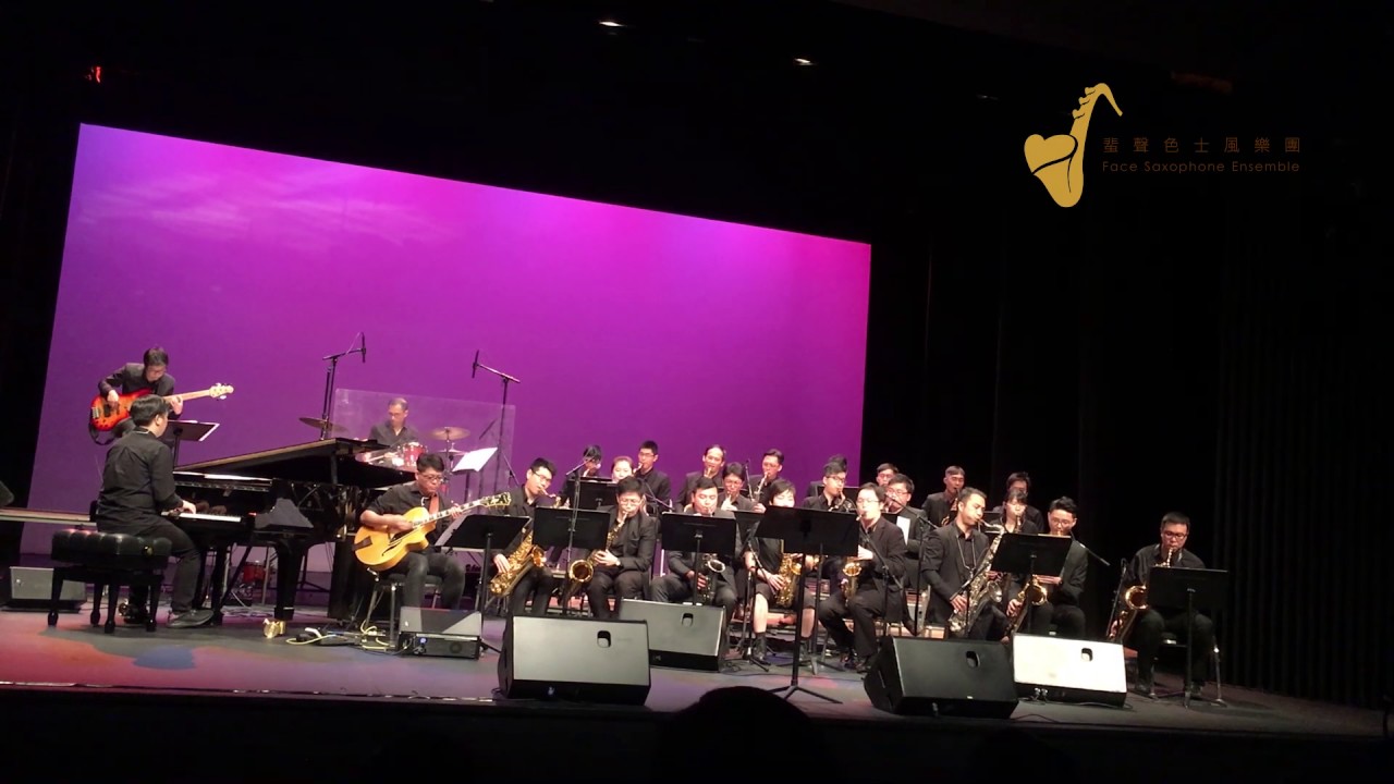 Face Saxophone Big Band