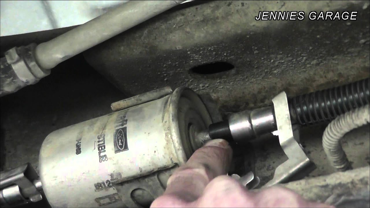 Replacing fuel filter 2002 ford mustang #5