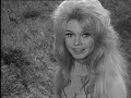 Brigitte Bardot, Faite pour dormir