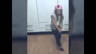 Menina Mostra Pra Mc Melody Oq E Ser Uma Criança