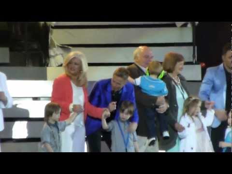 Westlife - Queen Of My Heart + FAMILIES - Croke Park 22.06.2012