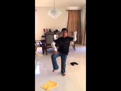 Tai Tai Phiss - Chillar Party