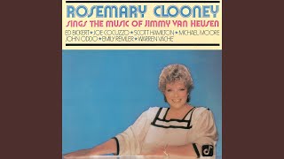 Watch Rosemary Clooney Like Someone In Love video