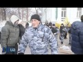 LB.ua: Активисты ломают забор в Десятинном переулке