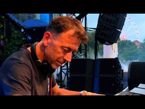 Tomorrowland 2014 | Benny Benassi Tomorrowland 2014 | Benny Benassi klip izle