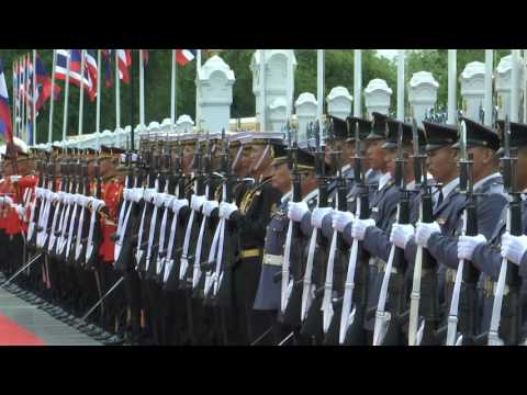 พิธีต้อนรับนายกรัฐมนตรีสาธารณรัฐประชาธิปไตยประชาชนลาวอย่างเป็นทางการ