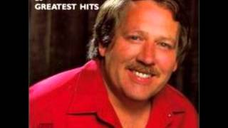 Watch John Conlee Busted video
