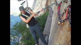 Huashan Walking The Plank