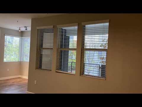 Carillon - Renovated 2-Bedroom (B2 Floorplan) - Warner Center, CA