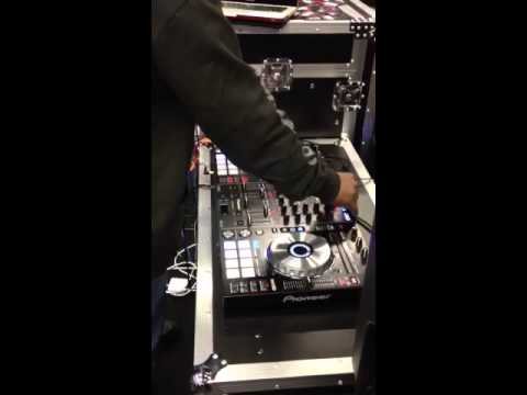 First Look at Serato DJ Software and Pioneer DDJ-SX DJ Controller Part 2