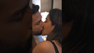 Ananya Pandey Liplocks