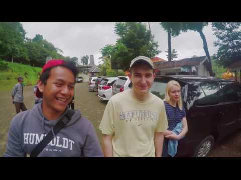 VIDEO : jejalan hosting eps.1 - yak. kali ini ada dua anakyak. kali ini ada dua anakhostingdiyak. kali ini ada dua anakyak. kali ini ada dua anakhostingdibandungyang satu joey dari usa dan didda dari iceland. senang dan ingin berjalan-jal ...
