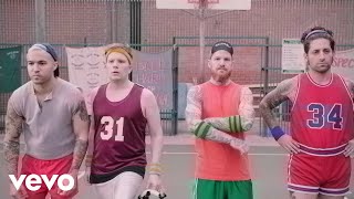 Клип Fall Out Boy - Irresistible