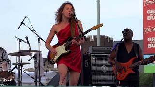 Watch Ana Popovic Boys Night Out video